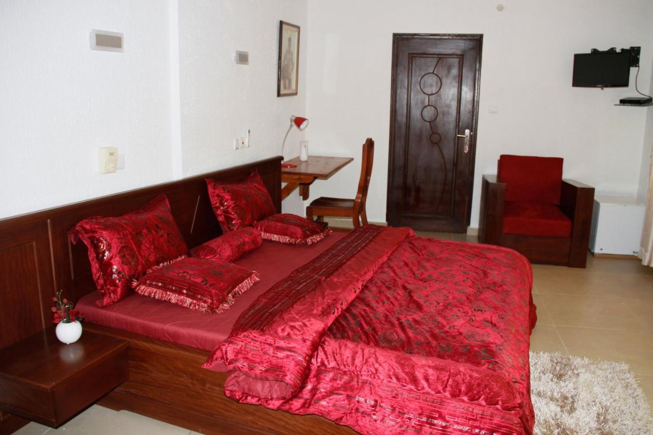 Amazing Grace Residence Котону Екстер'єр фото